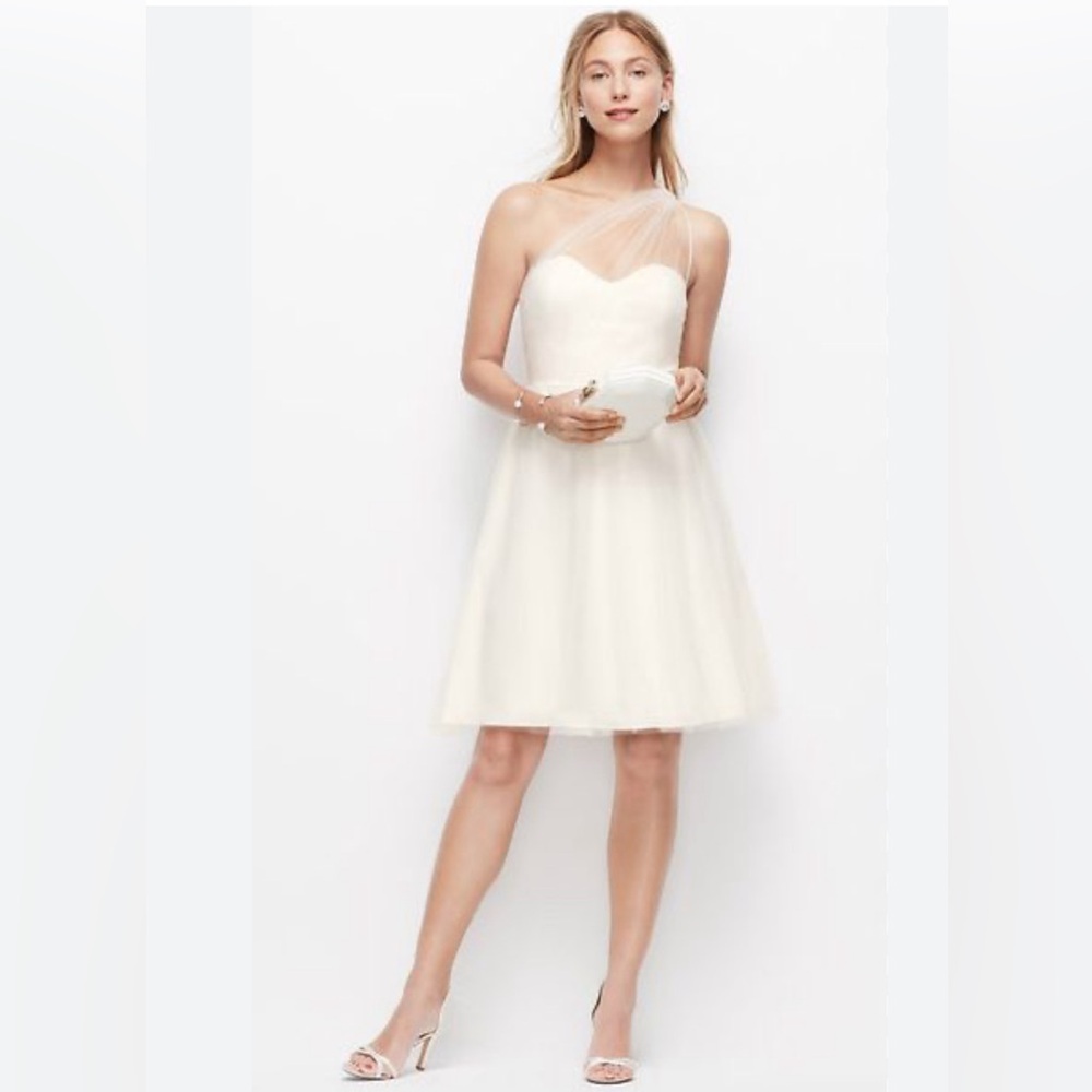Ann Taylor Petite women’s size 2 (29) Tulle One Shoulder Dress creme off white